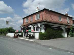 Mucky Duck Inn